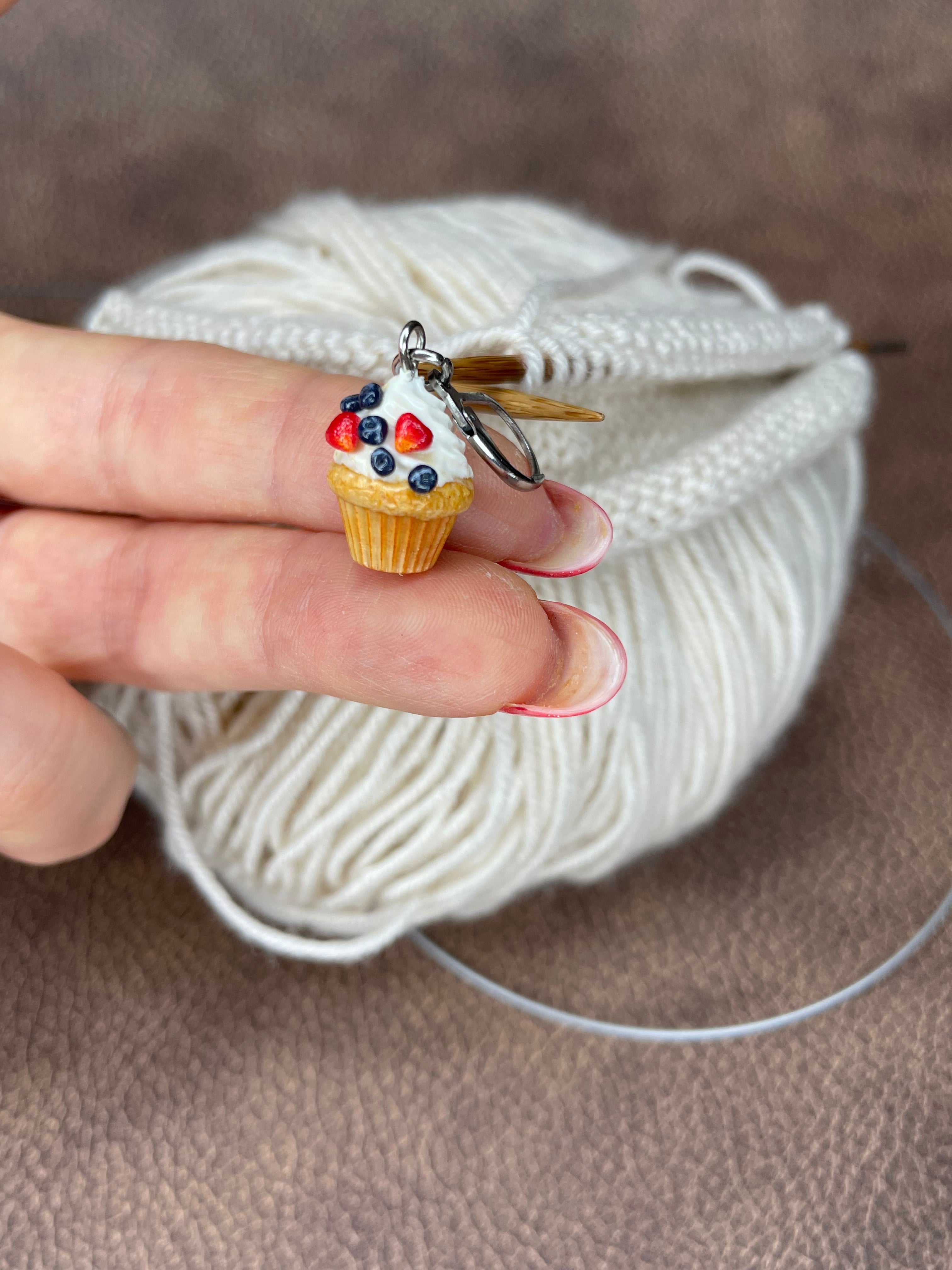 Maschenmarkierer – Einzelstück Süßes 🍩 | Handmade | Wähle dein Design